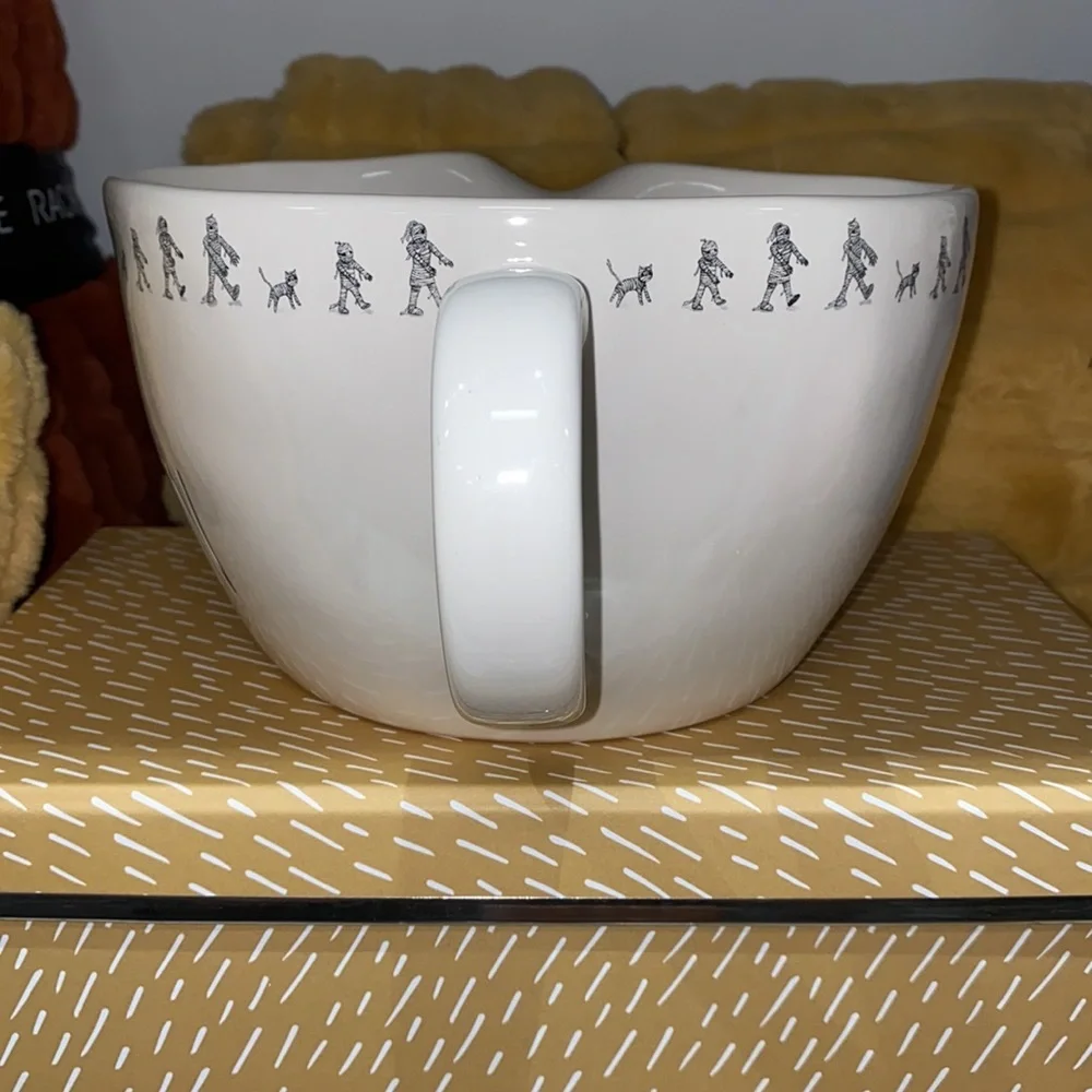 Rae Dunn Happy Halloween Batter Bowl White Ceramic - Brand New - Picture 9 of 9
